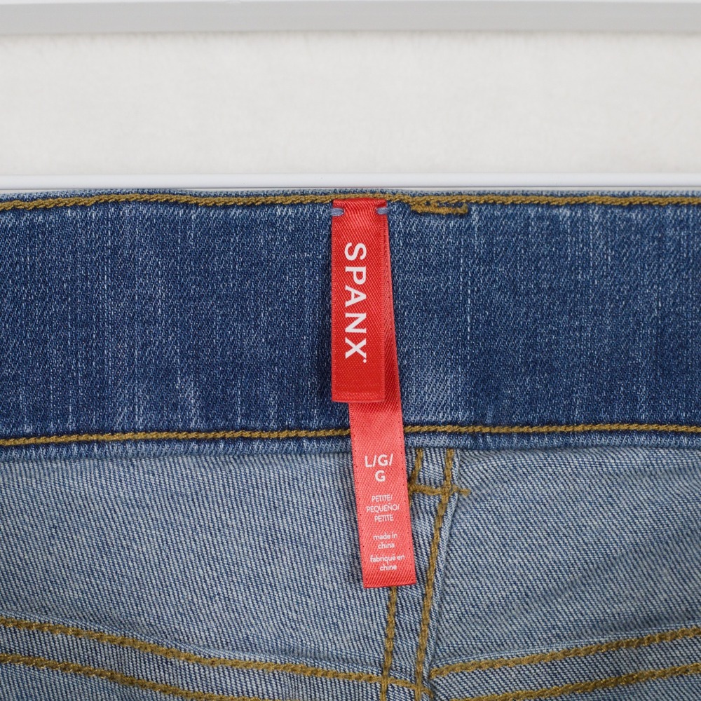 SPANX Ankle Straight Leg Pull On Denim Jeans Medium Wash Sz L Petite - Picture 8 of 9